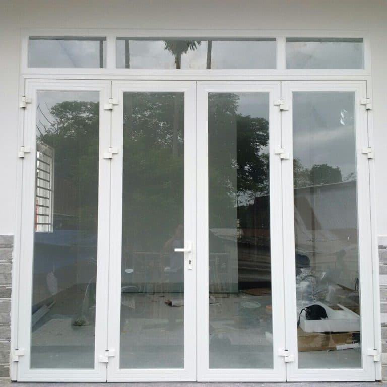 Cửa nhựa lõi thép